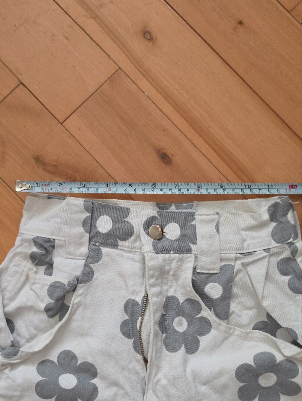 Vintage 100% Cotton Shorts - Picture 4 of 4